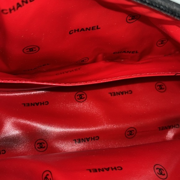 CHANEL Parfums Black Nylon Cosmetic Bag Red-Black Logo Interior - Picture 6 of 8